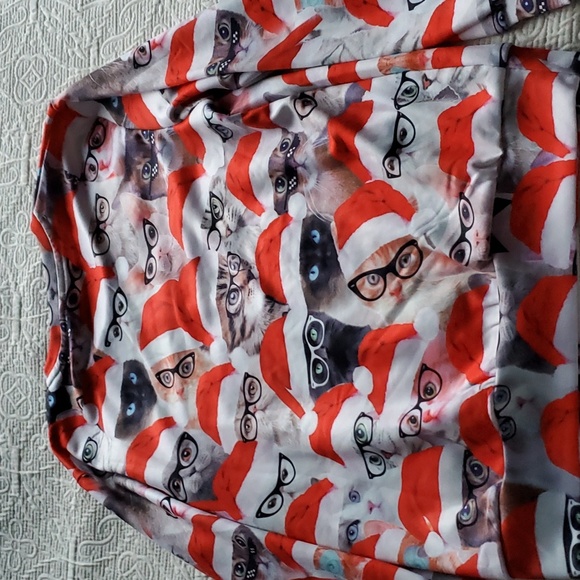 🎄🎅🐱Set of 2 Funnycokid Christmas Sizes M, L Tops - Picture 12 of 14